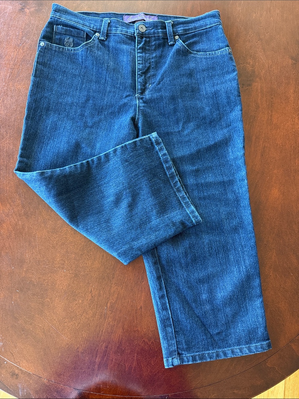 Gloria Vanderbilt Dark Blue Amanda Capri denim